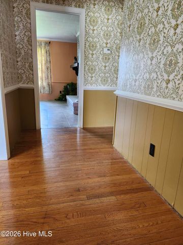 506 S Haughton Street, Williamston, NC 27892
