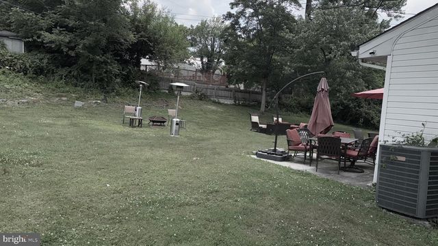 1105 ROCK CREEK DR, Wyncote, PA 19095