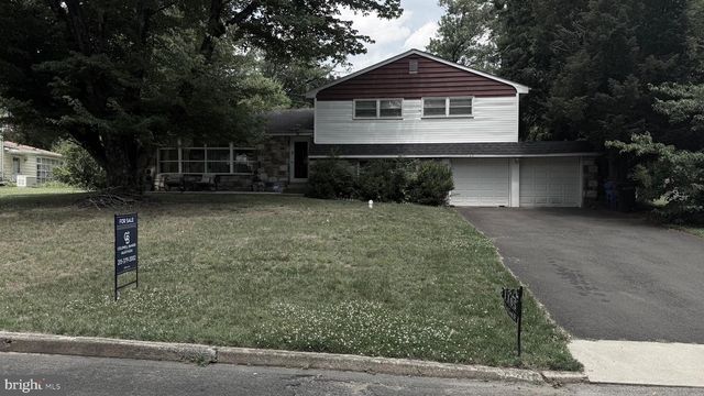 1105 ROCK CREEK DR, Wyncote, PA 19095