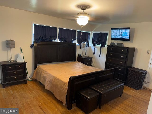 1105 ROCK CREEK DR, Wyncote, PA 19095