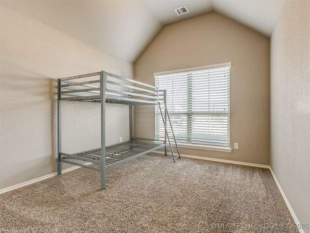 732 W 40th Place, Sand Springs, OK 74063