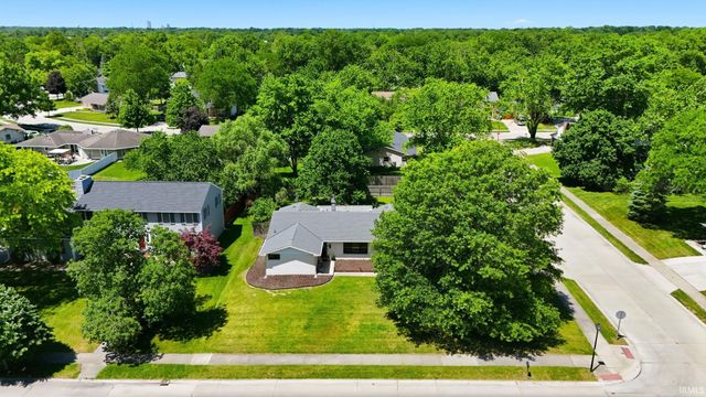 3127 Arrowwood Trail, Fort Wayne, IN 46815