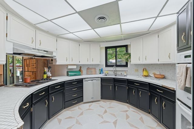 3127 Arrowwood Trail, Fort Wayne, IN 46815