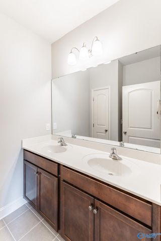124 Harbor Glen Drive SW, Madison, AL 35756