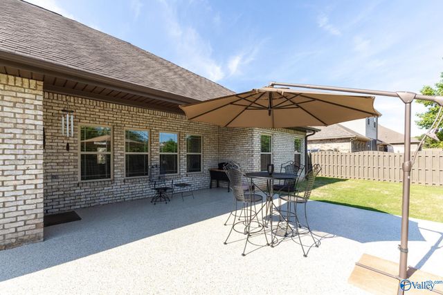 124 Harbor Glen Drive SW, Madison, AL 35756