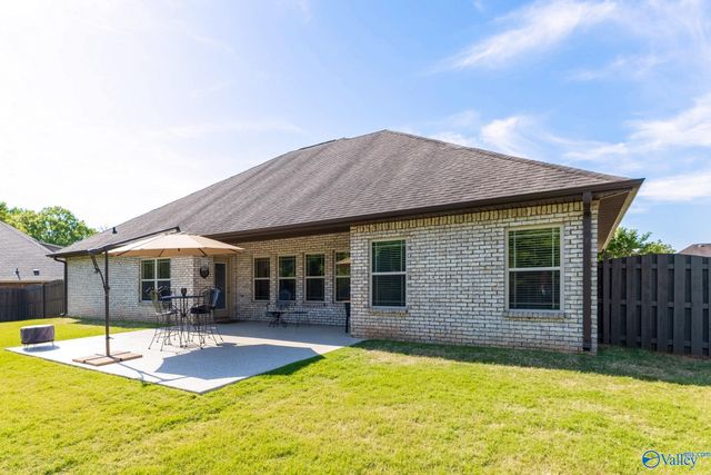 124 Harbor Glen Drive SW, Madison, AL 35756