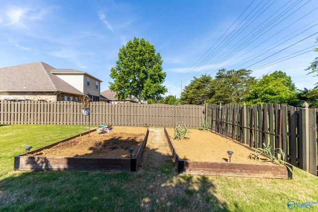 124 Harbor Glen Drive SW, Madison, AL 35756