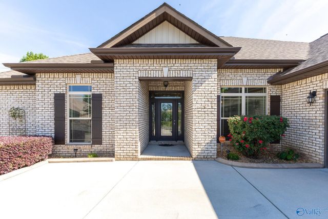 124 Harbor Glen Drive SW, Madison, AL 35756