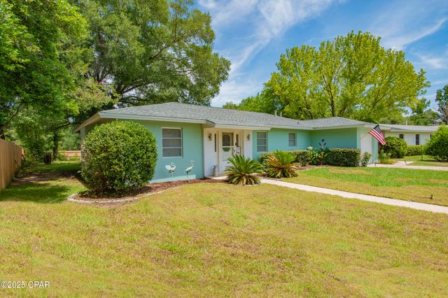 2094 Morven Street, Chipley, FL 32428