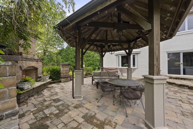 5200 Betonywood Place, Dublin, OH 43016