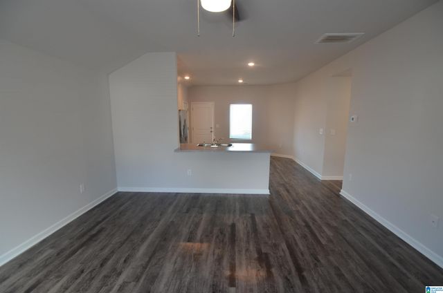 283 AMBER AVENUE, Calera, AL 35040