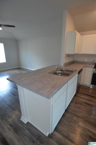 283 AMBER AVENUE, Calera, AL 35040