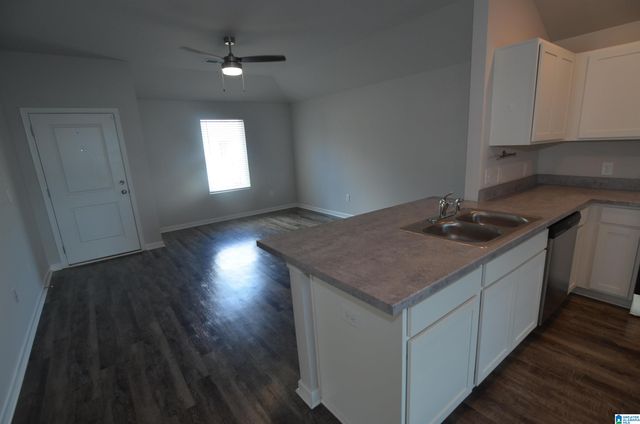 283 AMBER AVENUE, Calera, AL 35040