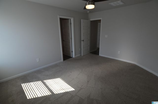 283 AMBER AVENUE, Calera, AL 35040