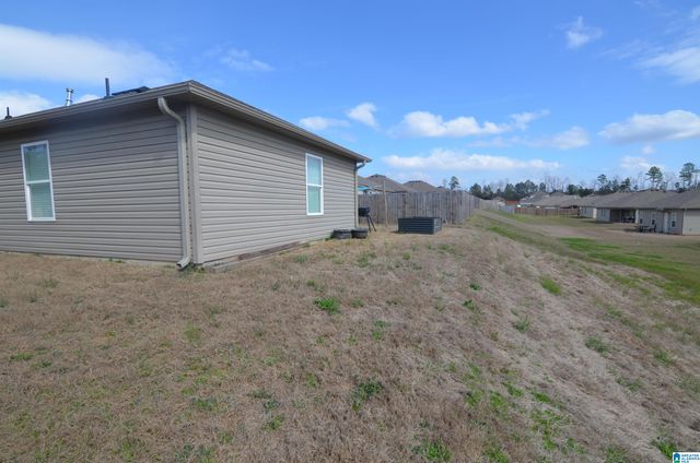 283 AMBER AVENUE, Calera, AL 35040