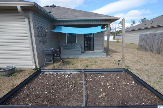 283 AMBER AVENUE, Calera, AL 35040