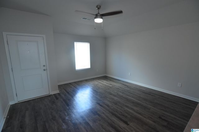 283 AMBER AVENUE, Calera, AL 35040