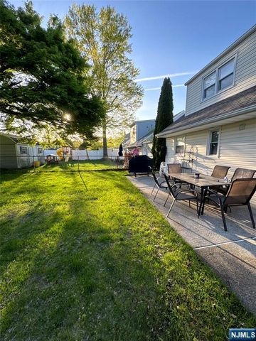 35 Rose Terrace, Cedar Grove, NJ 07009