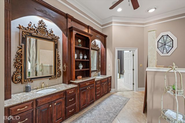 36 Golf Club Drive, Haughton, LA 71037