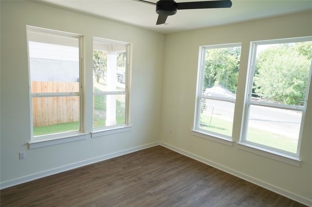 117 Dunlap ST A, Austin, TX 78704