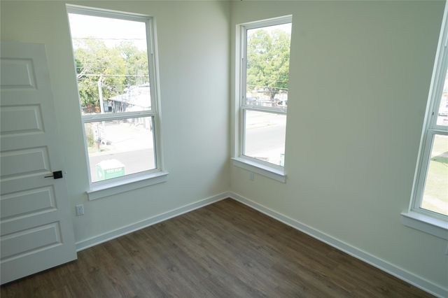 117 Dunlap ST A, Austin, TX 78704