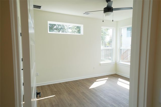 117 Dunlap ST A, Austin, TX 78704