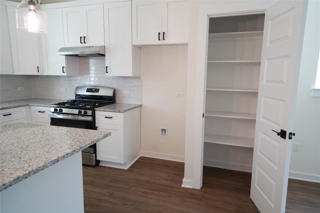 117 Dunlap ST A, Austin, TX 78704