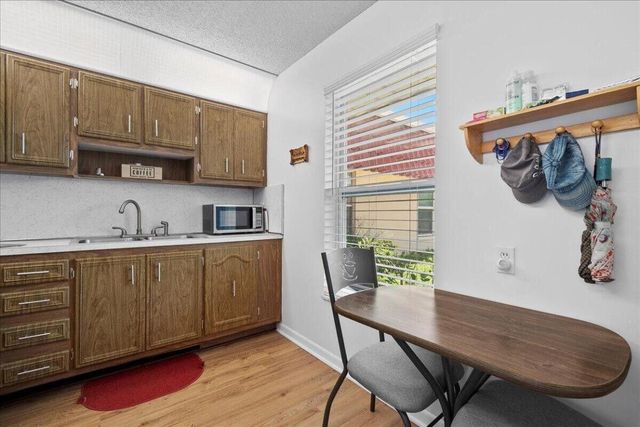 884 Worcester Lane, Lake Worth, FL 33467