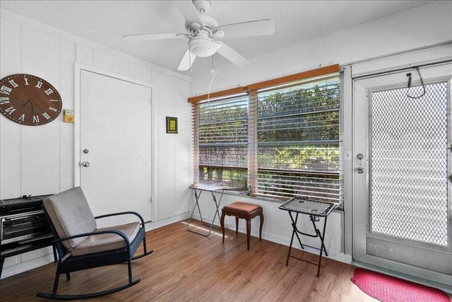 884 Worcester Lane, Lake Worth, FL 33467