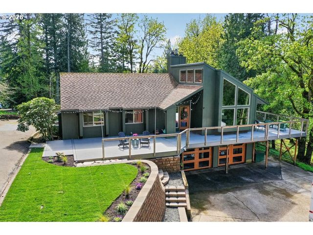 139 Se CURTIS Dr, Corbett, OR 97019