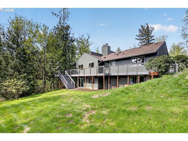139 Se CURTIS Dr, Corbett, OR 97019