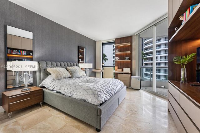 21150 Point Pl 702, Aventura, FL 33180
