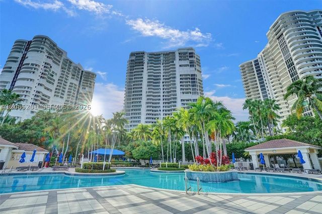 21150 Point Pl 702, Aventura, FL 33180