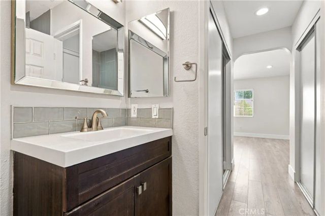 25136 Steinbeck Avenue D, Stevenson Ranch, CA 91381