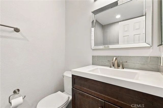 25136 Steinbeck Avenue D, Stevenson Ranch, CA 91381