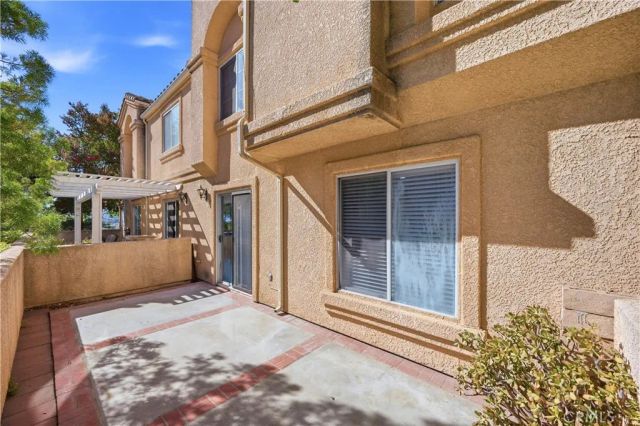 25136 Steinbeck Avenue D, Stevenson Ranch, CA 91381
