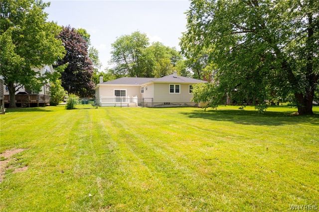 108 Christine Drive, Amherst, NY 14228
