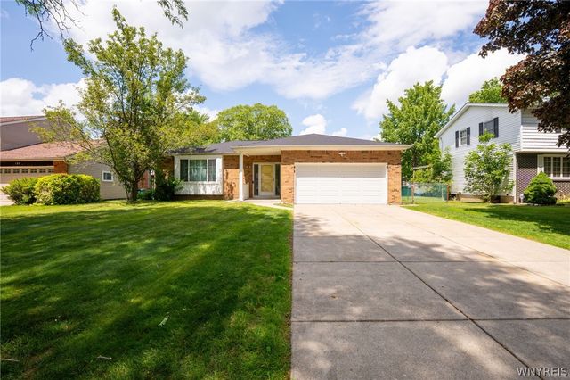 108 Christine Drive, Amherst, NY 14228