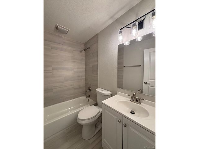 17211 Niwot Pl, Parker, CO 80134