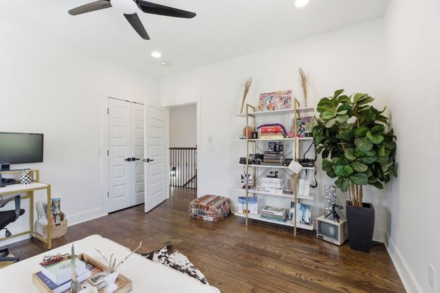3715 Fairview Dr, Nashville, TN 37218