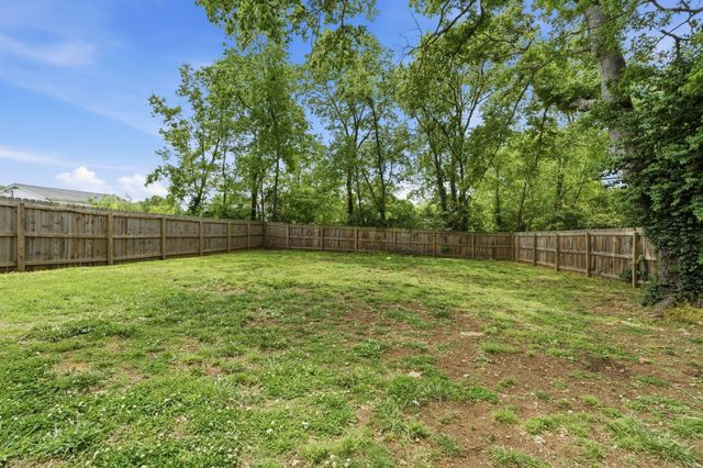 3715 Fairview Dr, Nashville, TN 37218
