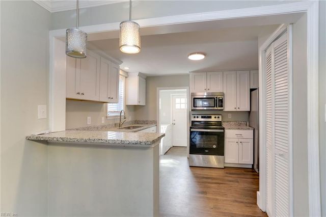 1216 21st ST, Newport News, VA 23607