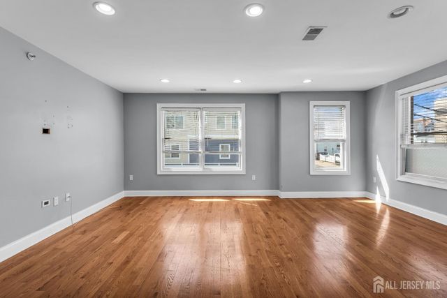 112 N Broadway G, South Amboy, NJ 08879