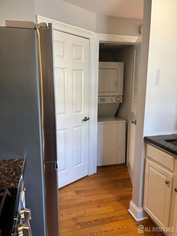 112 N Broadway G, South Amboy, NJ 08879