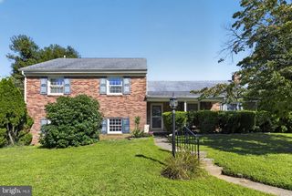 76 SNYDER LN, Springfield, PA 19064