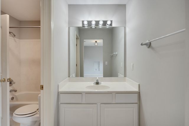 2004 W HOUSTON WAY, Collierville, TN 38139