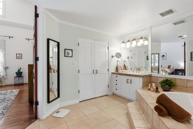 7317 A Old Santa Fe Trail, Santa Fe, NM 87505