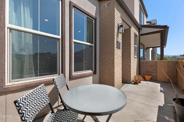 135 Farmhouse Drive 3, Simi Valley, CA 93065