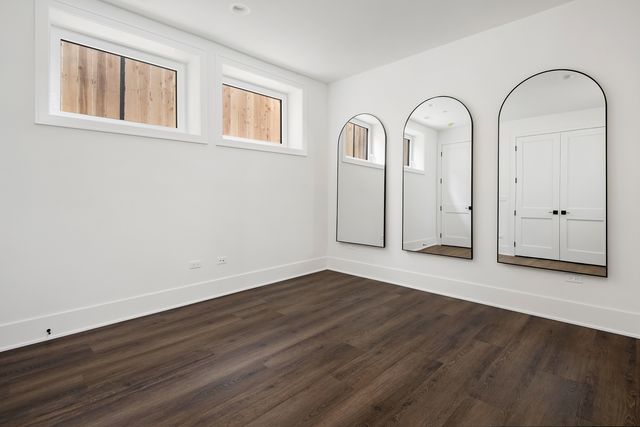 2228 N Southport Avenue, Chicago, IL 60614