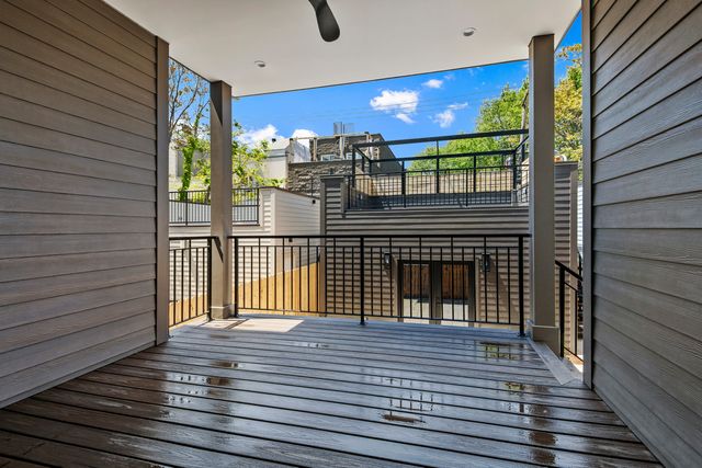 2228 N Southport Avenue, Chicago, IL 60614